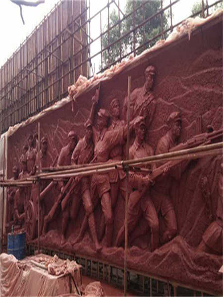 雕塑工藝品，“心”藝術(shù)與“巧”手工